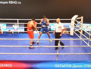 Боксер Данис Латыпов остановился в шаге от медалей чемпионата России