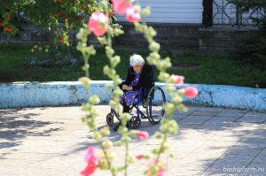 В Башкортостане за заботу о пожилых приемные семьи будут получать 6200 рубл ...