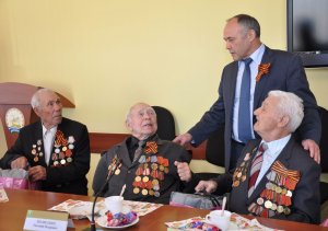 Глава администрации муниципального района встретился с ветеранами