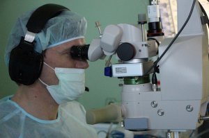 Жители Ишимбая могут записаться на лечение в Уфимском НИИ глазных болезней