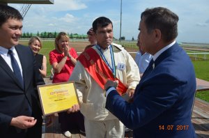 Ишимбайский пасечник Ильгиз Шангареев признан лучшим пчеловодом республики