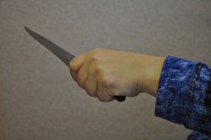 В Ишимбае женщина ранила ножом горожанина