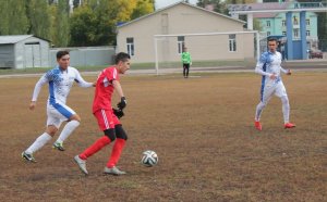 Футбольный клуб «Ишимбай» уступил одному из лидеров чемпионата республики