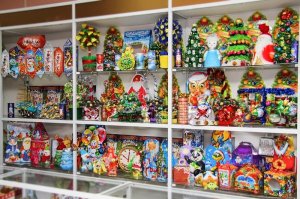 Роспотребнадзор дал рекомендации по выбору новогодних сладких наборов для детей