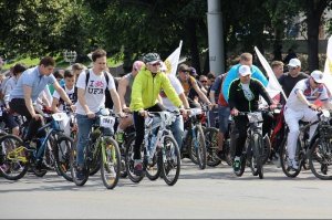 Рустэм Хамитов: «Чем больше будет занимающихся спортом, тем здоровее будет нация» 