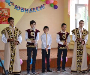 В селе Сайраново отметили полувековой юбилей местной школы 