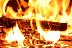 Житель Ишимбайского района получил ожоги во время тушения пожара