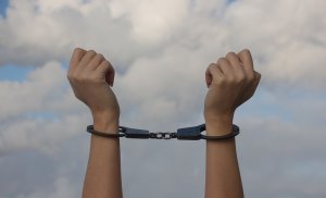 В Ишимбае к лишению свободы осуждена женщина, не платившая алименты на содержание детей